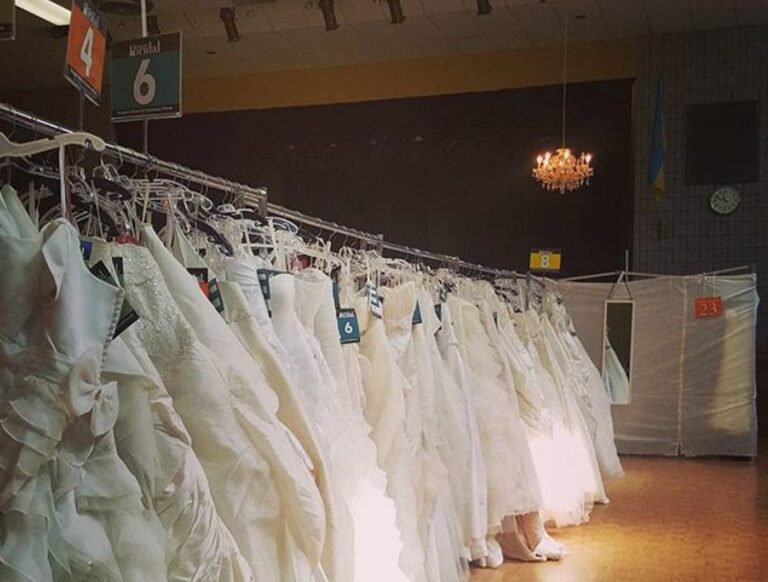OffTheRack Wedding Dress Sales vs. Sample Sales Opportunity Bridal